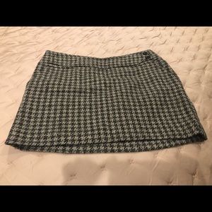 Limited Gray Houndstooth Wool Mini